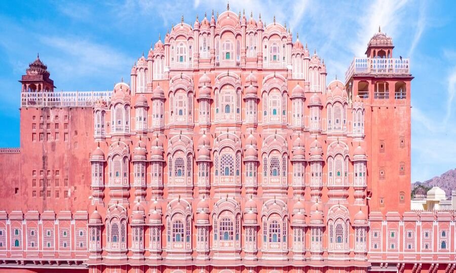 Blend Of Mughal and Rajput Culture