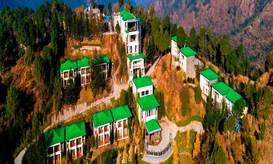 Himalayas with Pool Villa, Nearby Shimla