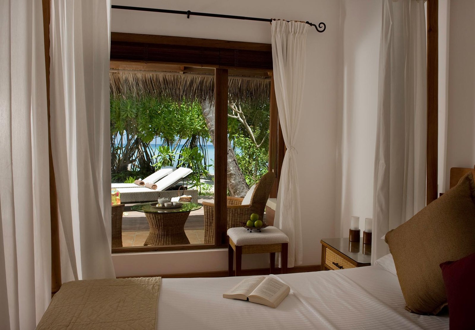 Veligandu Island Resort & Spa Maldives